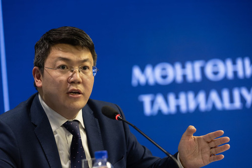 Д.Ган-Очир: Мөнгөний бодлогын хүүг хатуу барих шаардлага бий